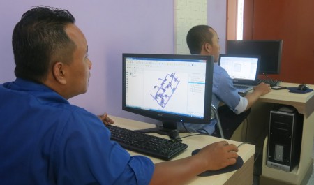 Pelatihan Geographic Information System dengan Quantum GIS