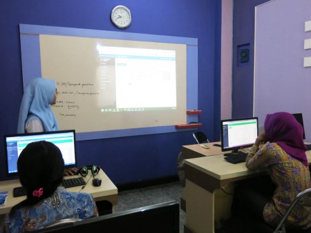 Pelatihan Aplikasi Sistem Informasi Hukum dan Peraturan Perundang-Undangan (SIKUMPERDA) Kabupaten Boven Digoel Provinsi Papua Agustus 2017