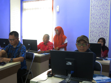 Pelatihan Teknologi Informasi (TI) Perkantoran Elektronik Sekretariat (DPRD) Kabupaten Banggai Provinsi Sulawesi Tengah Juli 2018