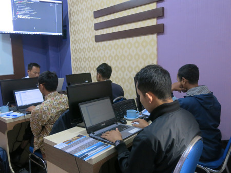 Pelatihan Web Programming Tingkat Lanjut Dinas Perpustakaan dan Kearsipan Kota Yogyakarta Juli 2019