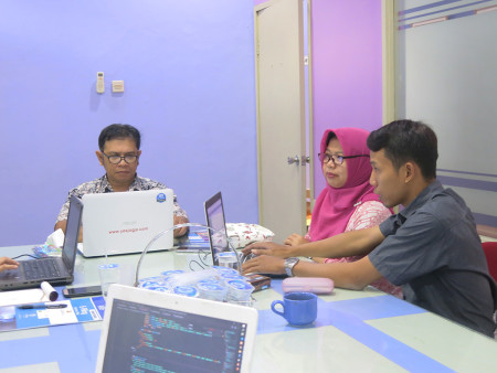 Pelatihan E-Office Fakultas Hukum Universitas Diponegoro Semarang September 2019