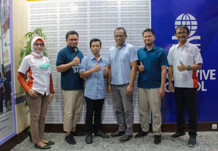 Pelatihan Teknologi Informasi (TI) Dinas Kesehatan Kabupaten Kutai Kartanegara Provinsi Kalimantan Timur