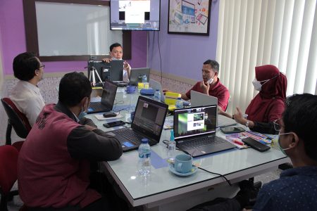 Pelatihan Teknik Broadcasting untuk Media Pembelajaran Fakultas Kedokteran Universitas Diponegoro