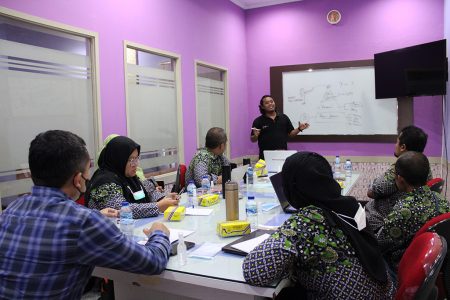 Pelatihan Sertifikasi Kompetensi Bidang Cyber Public Relation Fakultas Sastra Universitas Negeri Malang November 2022