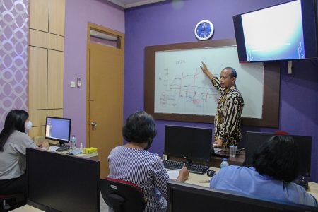 Pelatihan Keuangan Budgeting & Analisis Laporan Keuangan Universitas Kristen Indonesia (UKI) DKI Jakarta November 2022