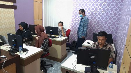 Pelatihan Teknologi Informasi (TI) Dinas Kesehatan (DINKES) Kabupaten Kutai Kartanegara Provinsi Kalimantan Timur November 2022