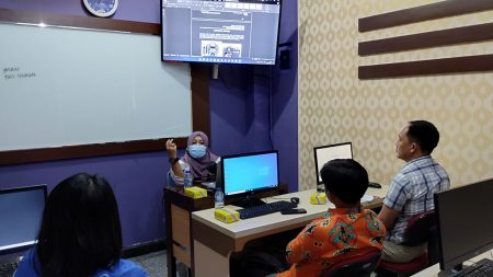 Pelatihan Desain Multimedia DINKES Provinsi Kaltara Desember 2022