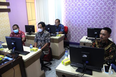 Pelatihan Teknologi Informasi (TI) Dinas Penanaman Modal dan Pelayanan Terpadu Satu Pintu (DPMPTSP) Kabupaten Merauke Provinsi Papua Selatan