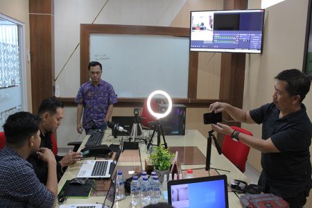 Pelatihan Teknik Broadcasting DINKES Kabupaten Kutai Kartanegara Agustus 2023