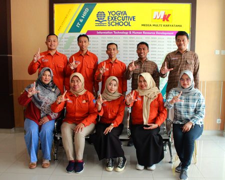 Pelatihan Pengembangan SDM materi Training Of Trainer (TOT) DISKOMINFO Kota Mojokerto September 2023