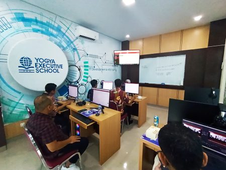 Pelatihan Sistem Kearsipan Digital Program Doktor Ilmu Hukum Fakultas Hukum UNDIP Semarang Oktober 2023