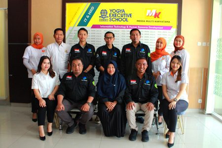 Pelatihan Teknologi Informasi materi Keamanan Informasi DISKOMINFO Kab Penajam Paser Utara Prov Kalimantan Timur Oktober 2023
