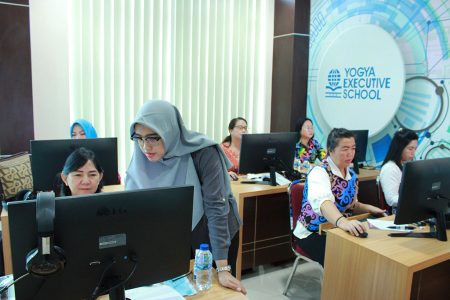 Pelatihan Teknologi Informasi  Badan Pengelolaan Keuangan Daerah (BPKD) Kabupaten Malinau Provinsi Kalimantan Timur November 2023