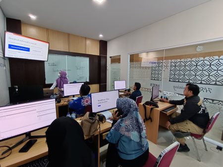 Pelatihan Jurnalistik Online DISKOMINFO Kabupaten Penajam Paser Utara Provinsi Kalimantan Timur November 2023