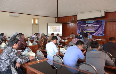 Pelatihan Budidaya Ikan Air Tawar Masyarakat atau kelompok Pembudidaya Ikan Kabupaten Penajam Paser Utara Desember 2023