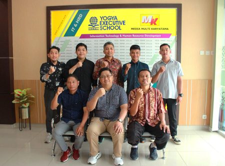 Pelatihan Teknologi Informasi materi Fiber Optic DISKOMINFO) Kabupaten Kutai Kartanegara Desember 2023