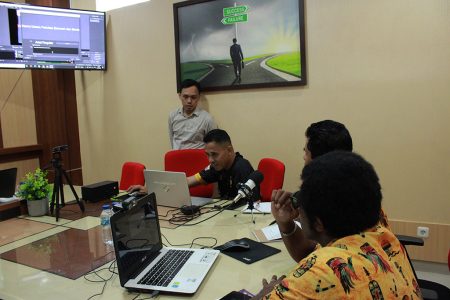 Pelatihan Multimedia Teknik Broadcasting Fakultas Ekonomi dan Bisnis Universitas Cenderawasih Desember 2023