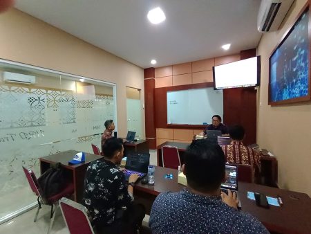 Pelatihan Pengelolaan Server dengan Docker Kubernetes DISKOMINFO Kabupaten Kutai Kartanegara Desember 2023