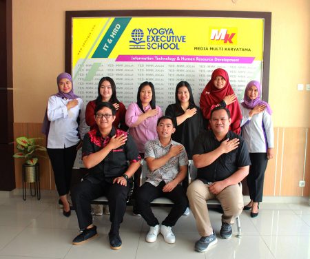 Pelatihan Pengembangan SDM materi Standar Pelayanan Minimal RSUD Malinau Desember 2023