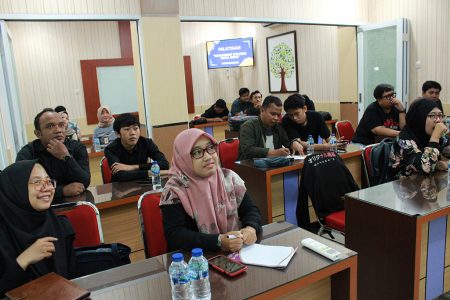 Pelatihan Teknologi Informasi Management Strategic Social Media DISKOMINFO Kota Mojokerto Januari 2024