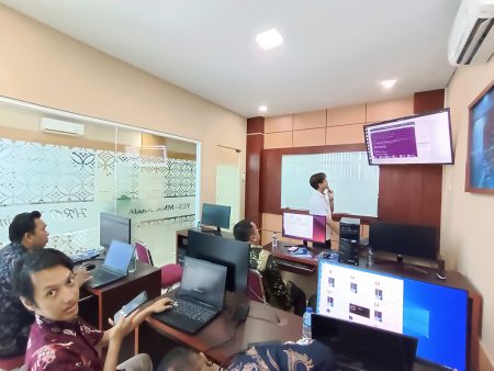 Pelatihan Pengelolaan Server Dasar DISKOMINFO Kabupaten Penajam Paser Utara Provinsi Kalimantan Timur Mei 2024