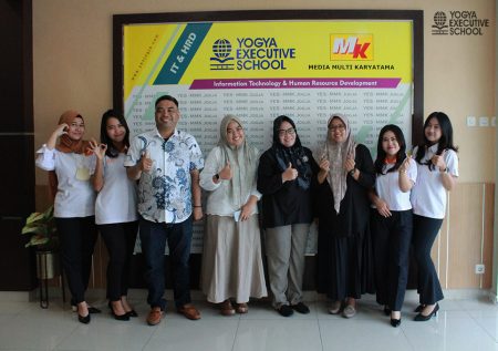 Pelatihan Pengembangan SDM materi Manajemen Mutu ISO 9001-2015 FH Univ Tadulako September 2024