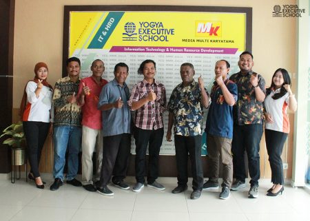 Pelatihan Pengembangan SDM materi Pengelolaan Laboratorium Fakultas Teknik Universitas Papua November 2024