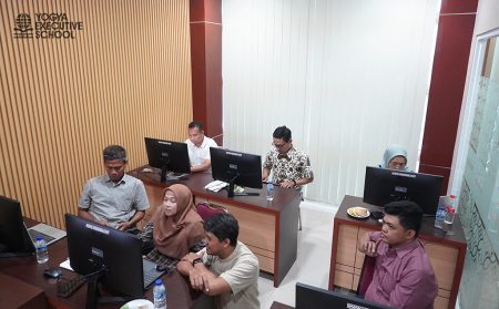 Pelatihan Associate Data Scientist BNSP Fakultas Ekonomi dan Bisnis Universitas Negeri Malang Mei 2025