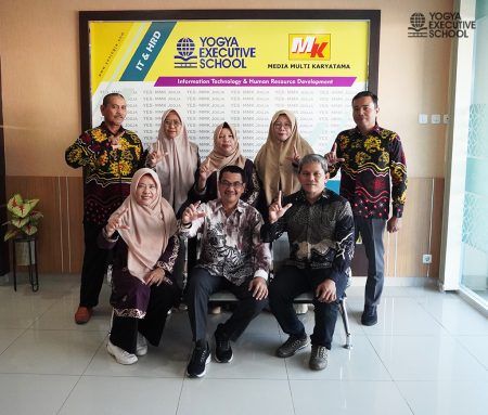 Pelatihan Pengembangan SDM materi Penyusunan Renstra dan Renja Dinas Perpustakaan dan Kearsipan (DISPUSIP) Berau Juni 2025