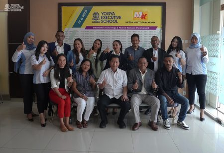 Pelatihan Manajemen Kepegawaian dan DMS (Database Management System) (CLN, I.P.) Timor Leste
