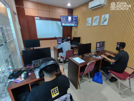 Pelatihan Teknologi Informasi materi Pengelolaan Media Visual Digital DPUPR Kabupaten Barito Utara Agustus 2025