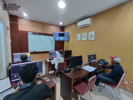 Pelatihan Video Editing BNSP FMIPA Universitas Negeri Malang Oktober 2025