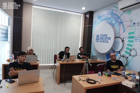 Pelatihan Peningkatan Kapasitas SDM DISKOMINFO kabupaten Malinau November 2025