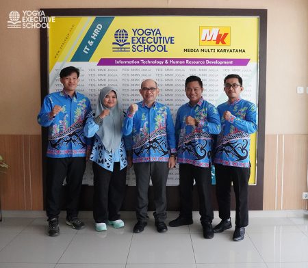 Pelatihan Peningkatan Kapasitas SDM materi Video Broadcasting DISKOMINFO kabupaten Malinau November 2025