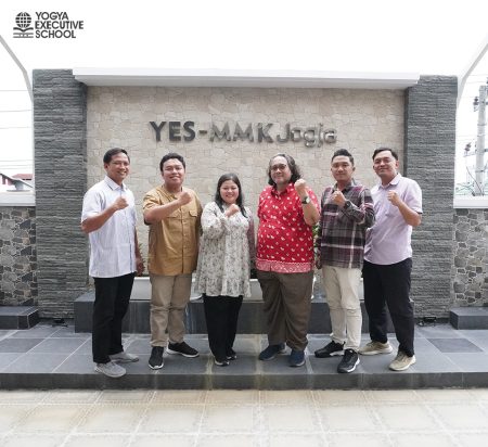 Pelatihan Pengembangan SDM materi Public Speaking FIS UM Desember 2025