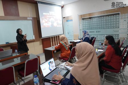 Pelatihan Master of Ceremony (MC) BNSP Fakultas Hukum Universitas Diponegoro Mei 2026