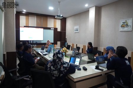 Pelatihan Pengembangan SDM Desain Grafis Multimedia dan Jurnalistik BAPPEDA Prov Papua Barat Juni 2026
