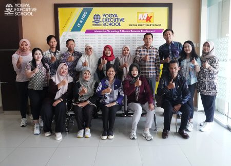 Pelatihan Pengembangan SDM materi Pelayanan Prima DISDAGNAKER Kab Gunung Kidul Juni 2026