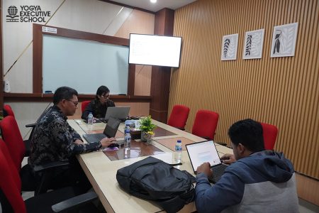 Pelatihan Teknologi Informasi Fakultas Ekonomi dan Bisnis (FEB) Universitas Negeri Malang Juni 2026