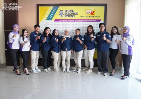 Pelatihan Teknologi Informasi materi Penggunaan AI untuk Design Grafis Juli 2026